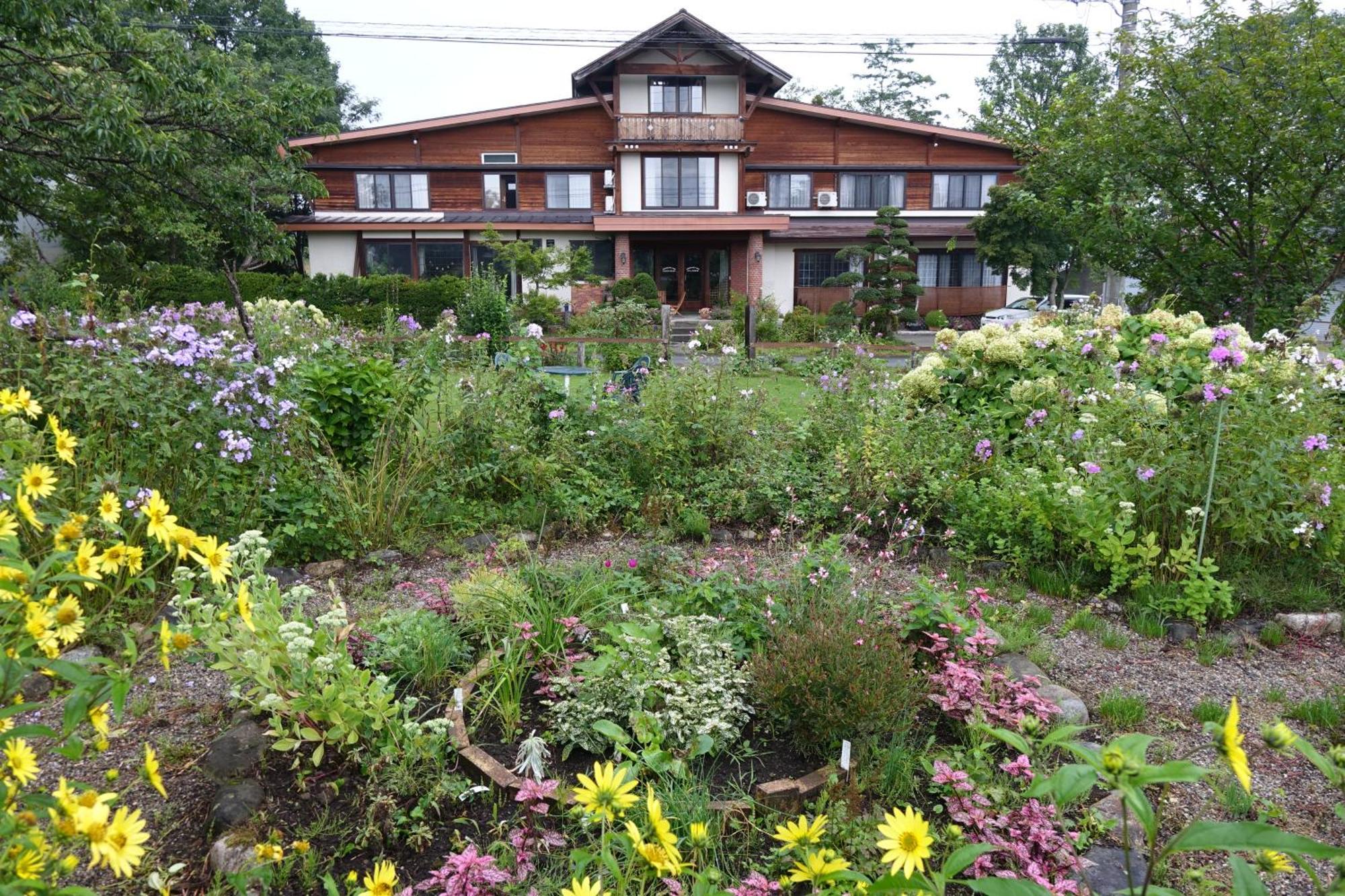 Country Inn Kashiwabara Hakuba Esterno foto